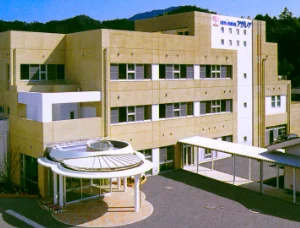 介護老人保健施設【アザレア】外観